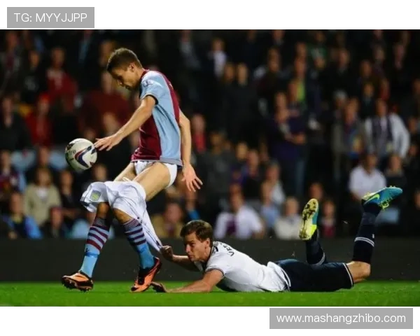 足球明星受伤搞笑瞬间集锦让你捧腹大笑的精彩视频合集